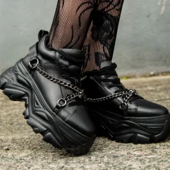 Bleeding Heart Skull Chain Trainers (Black)
